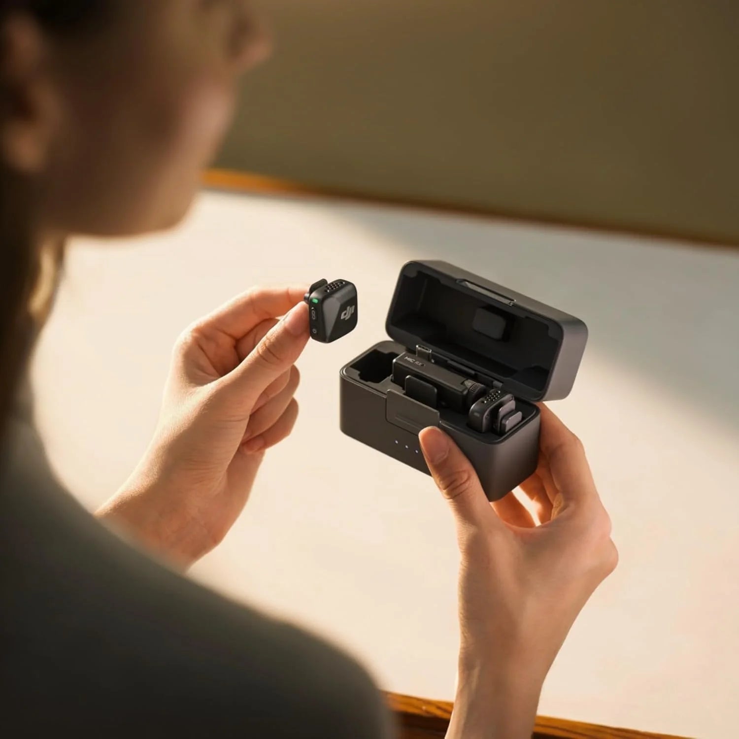 DJI Mic Mini Wireless Microphone (2 TX + 1 RX + Charging Case) - Professional Dual-Channel Audio