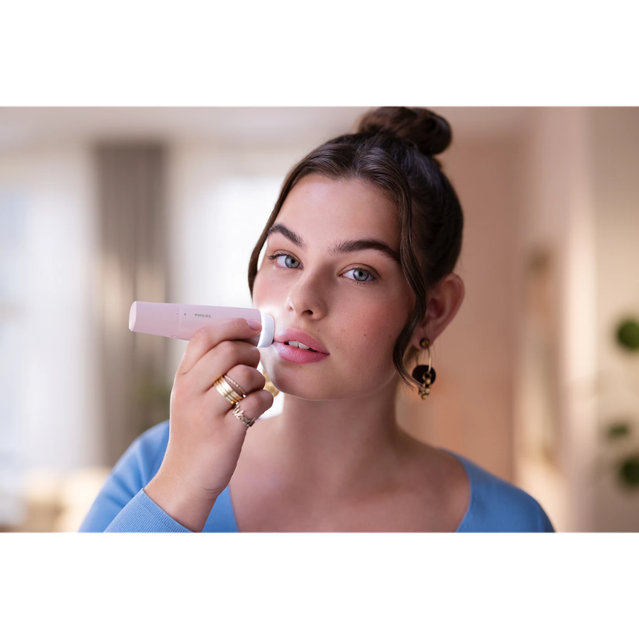 Philips Facial Hair Remover Series 5000 - Compact Design for Smooth Skin, Built-in StarLight, Gentle Shaving Head for Sensitive Skin